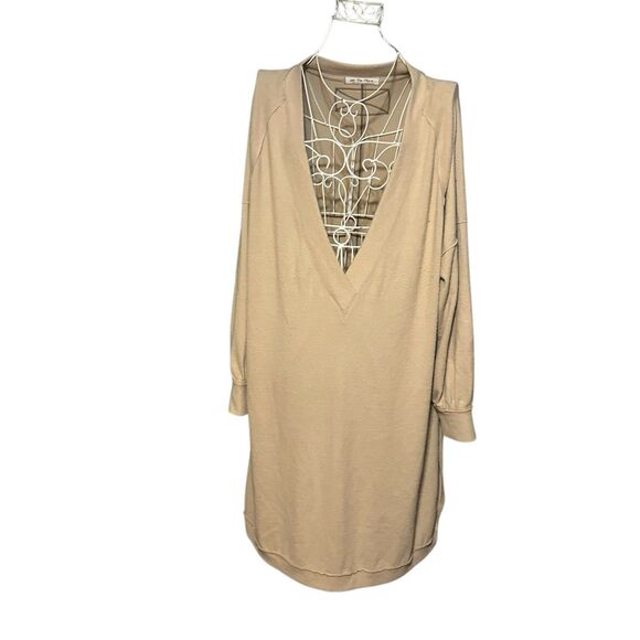 Beautiful OVERSIZED We The Free (FREE PEOPLE) We The Free Over Sized Tunic tan - Picture 2 of 13